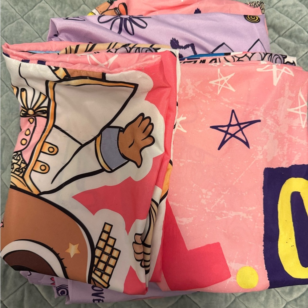 L.O.L. Surprise! Pink and Purple Bedding Sheets